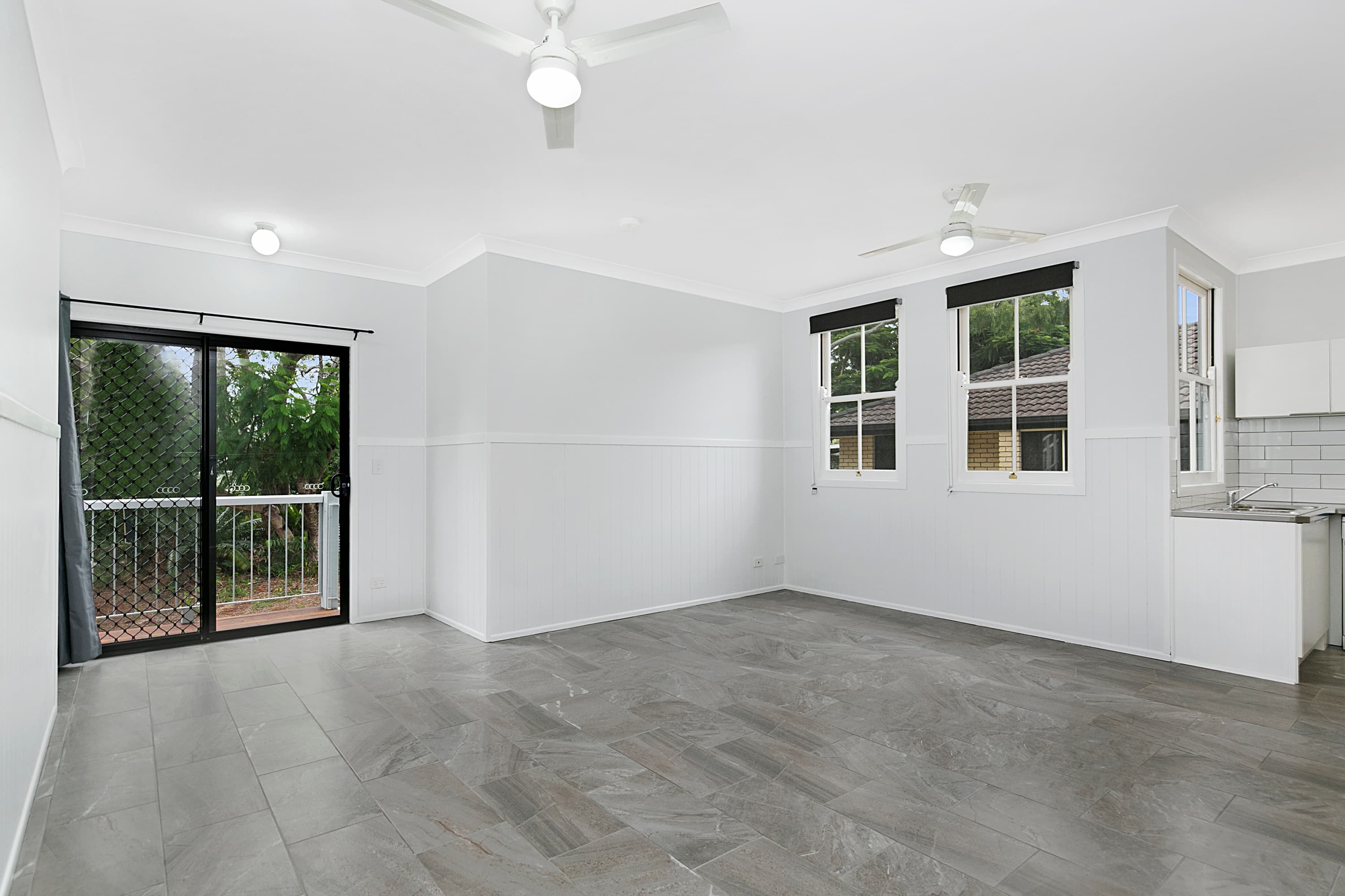 6 Base Street, Victoria Point, Victoria Point - Thumbnail 5