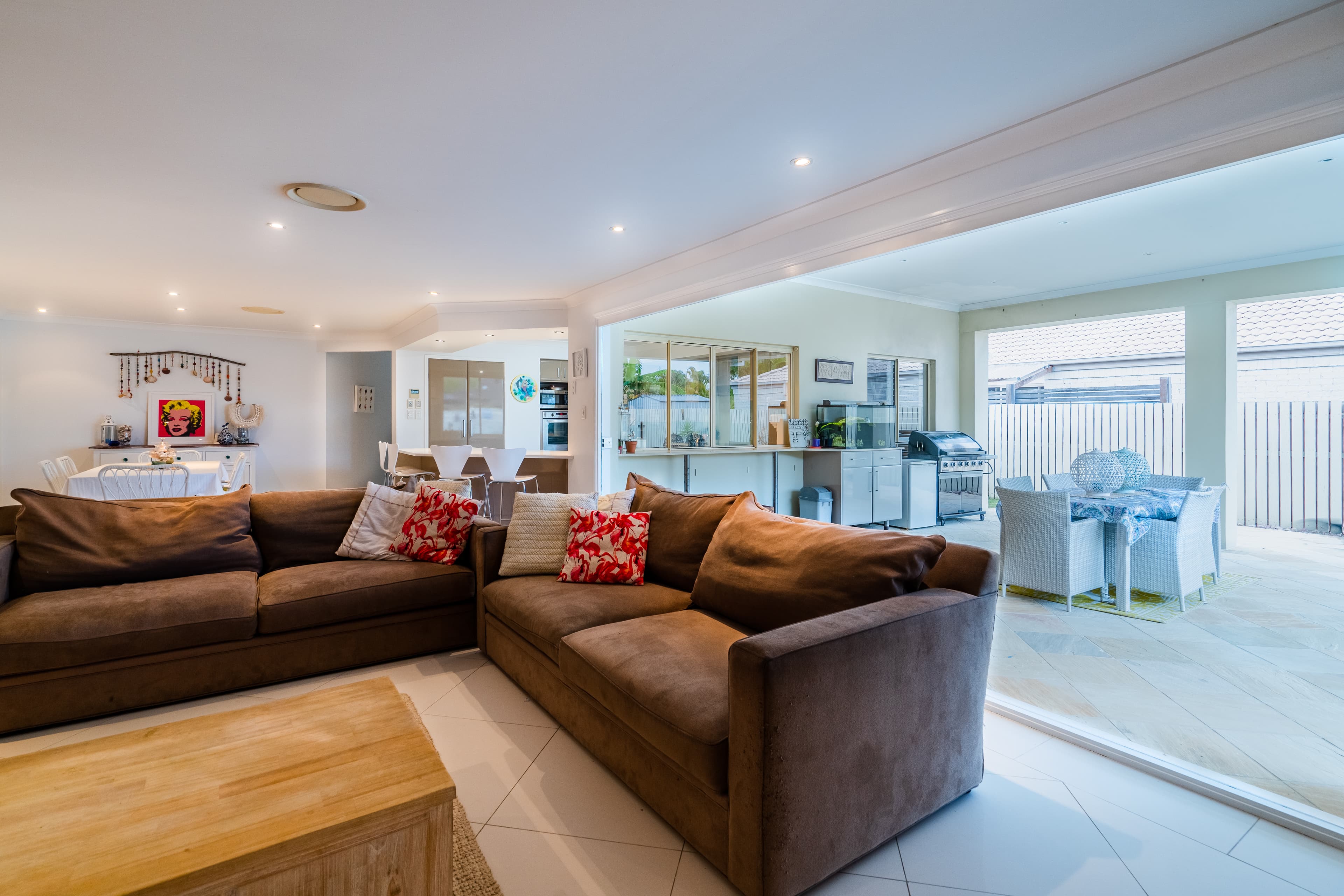 10 Nautilus Drive, Ormiston, Raby Bay - Thumbnail 2