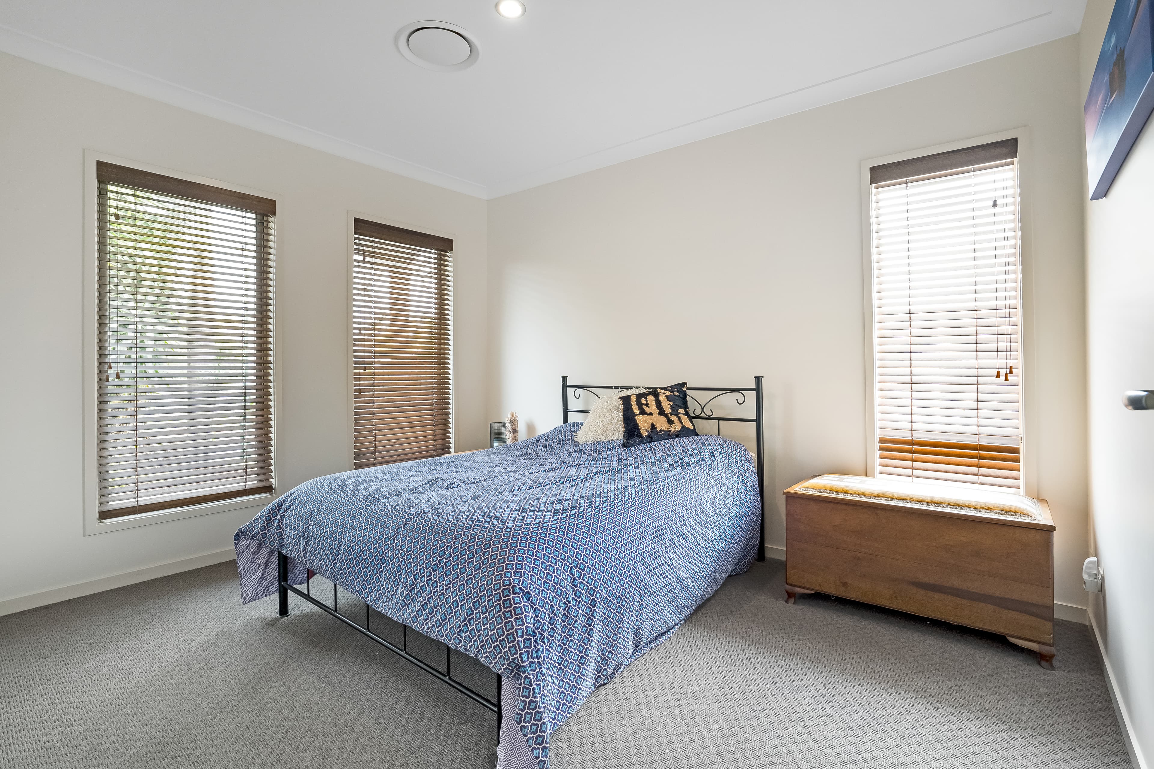 13 Forrest Street, Redland Bay, Redland Bay - Thumbnail 7