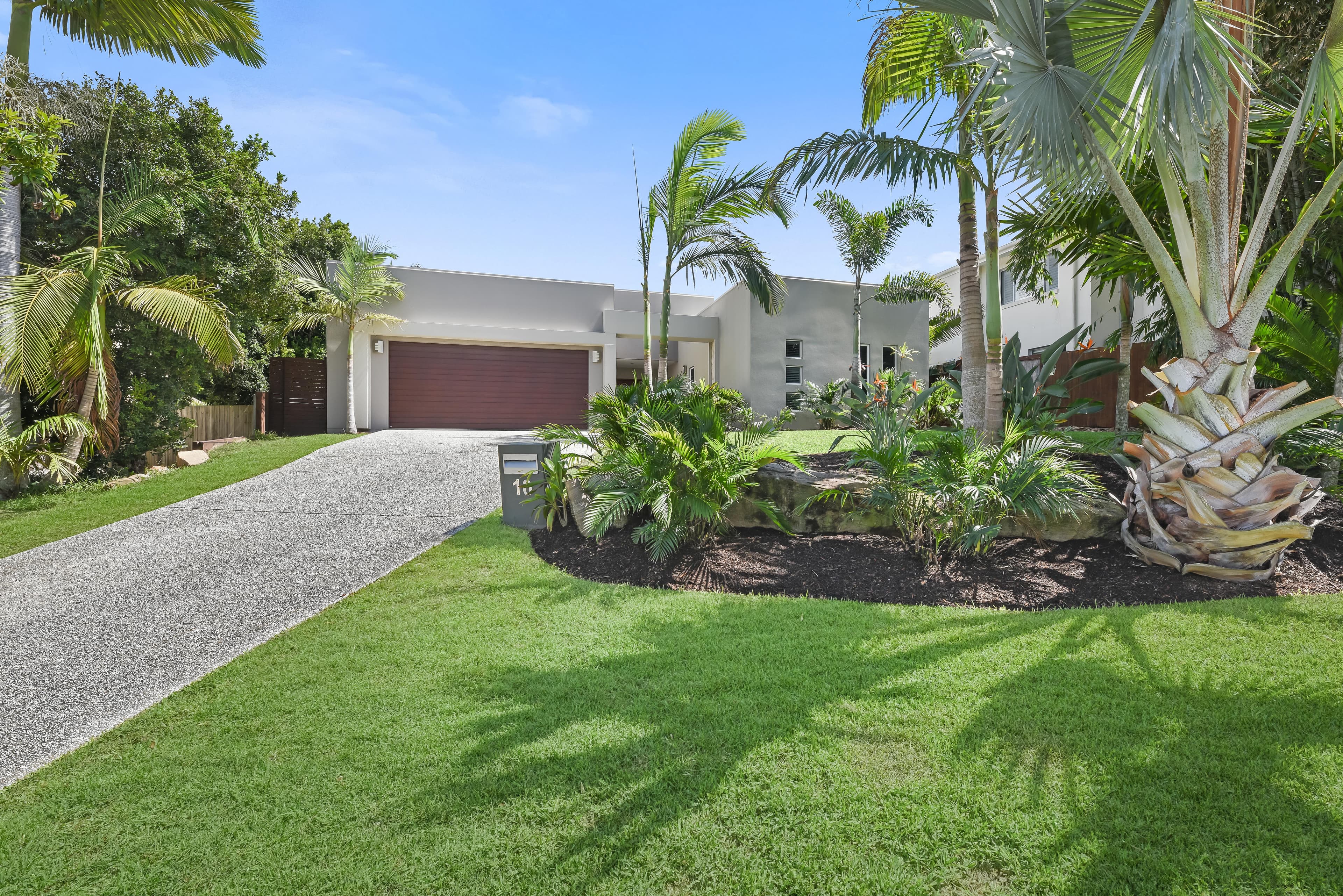 10 Cobblestone Place, Peregian Springs, Peregian Springs - Thumbnail 2