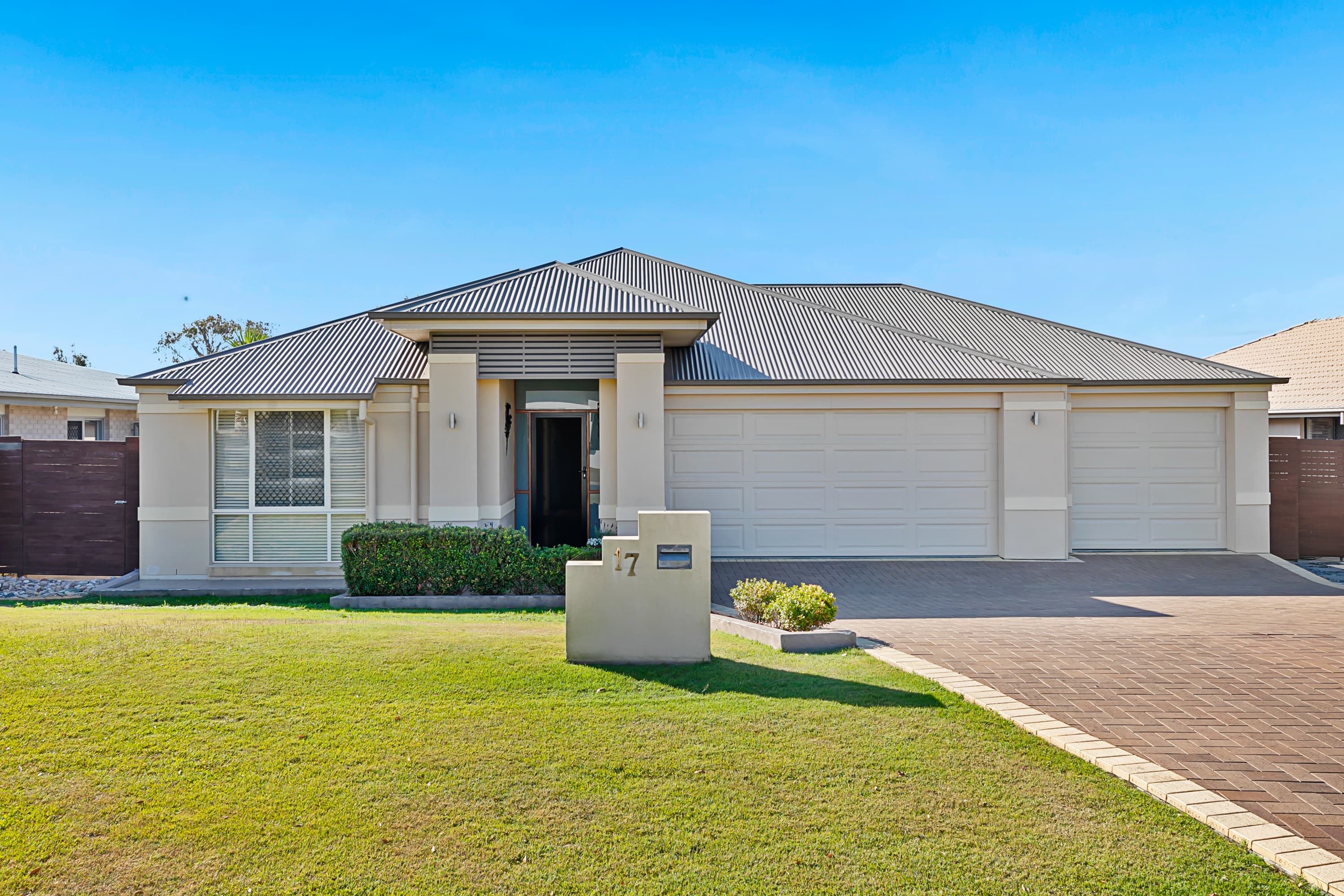 17 Balsam Street, Redland Bay, Redland Bay - Image 1