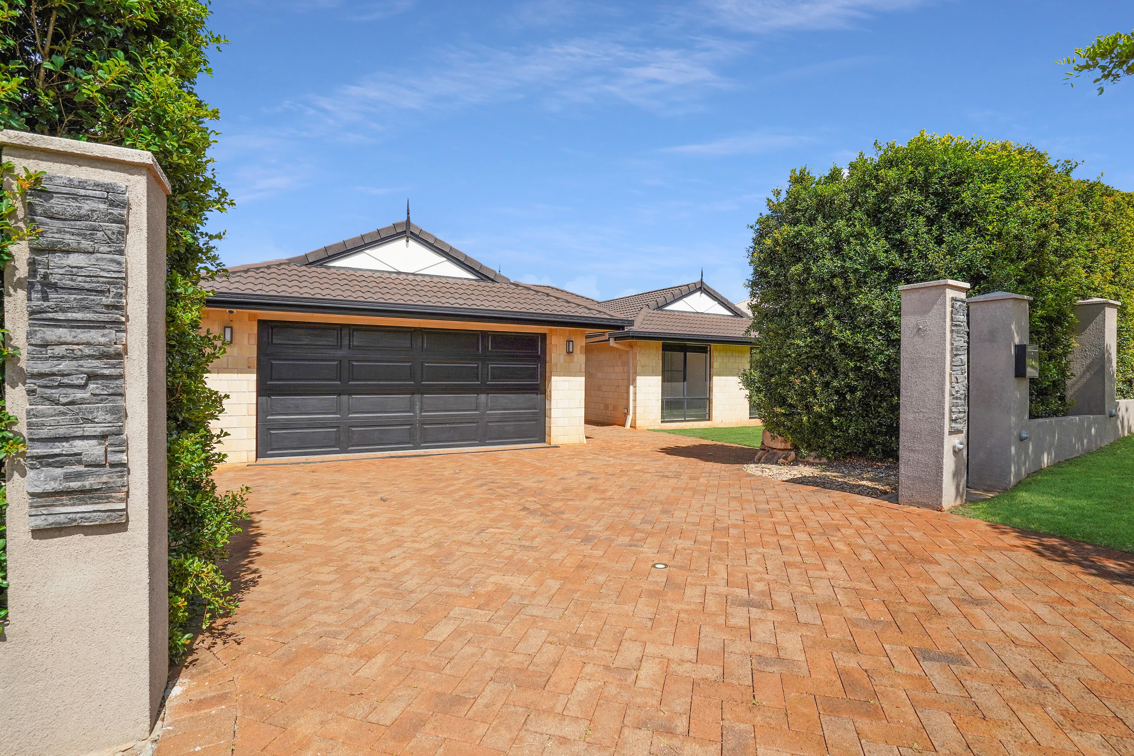 34 Aquila Street, Redland Bay, Redland Bay - Image 1