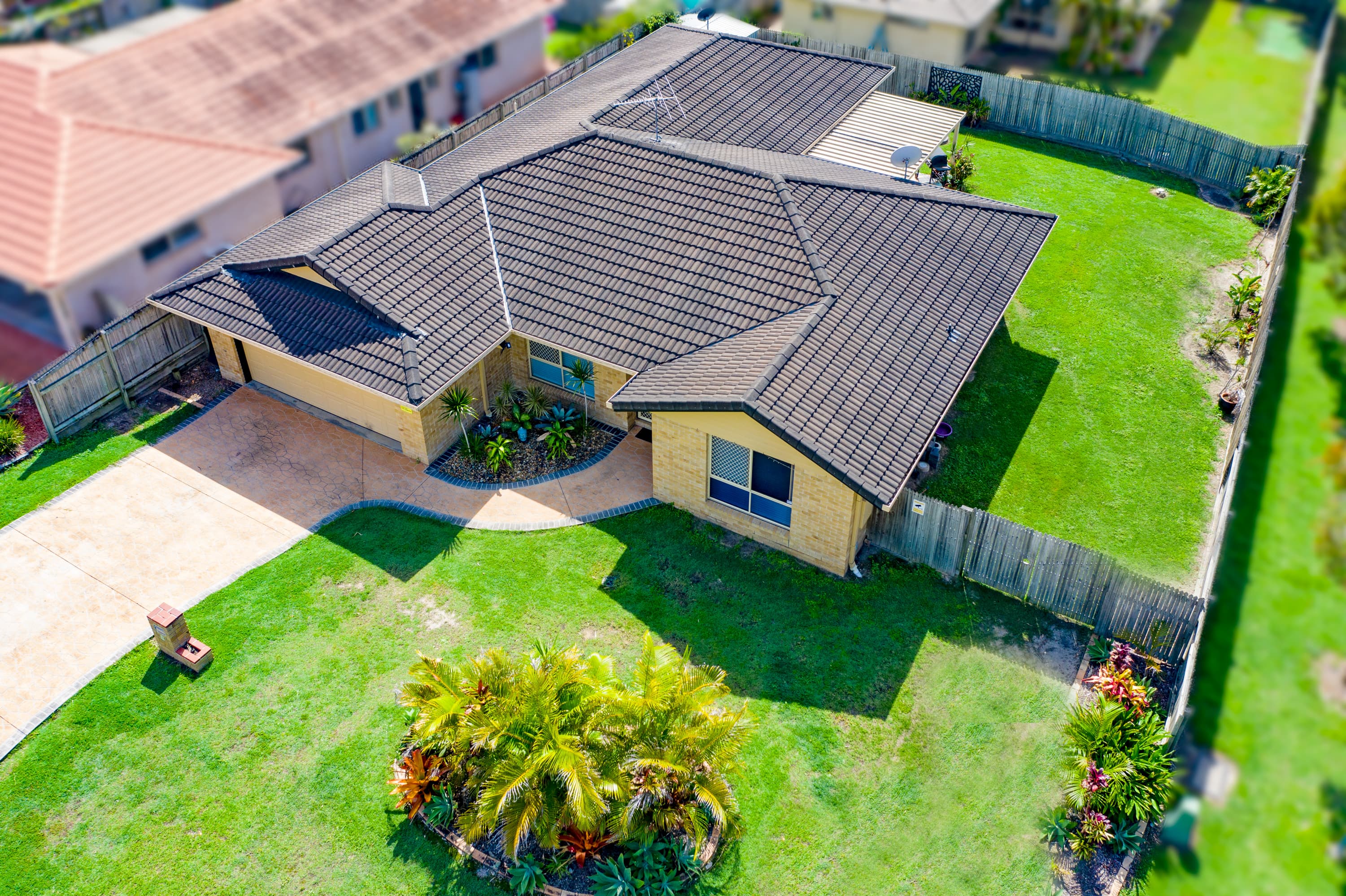 1 Franbridge Place, Victoria Point, Victoria Point - Image 1
