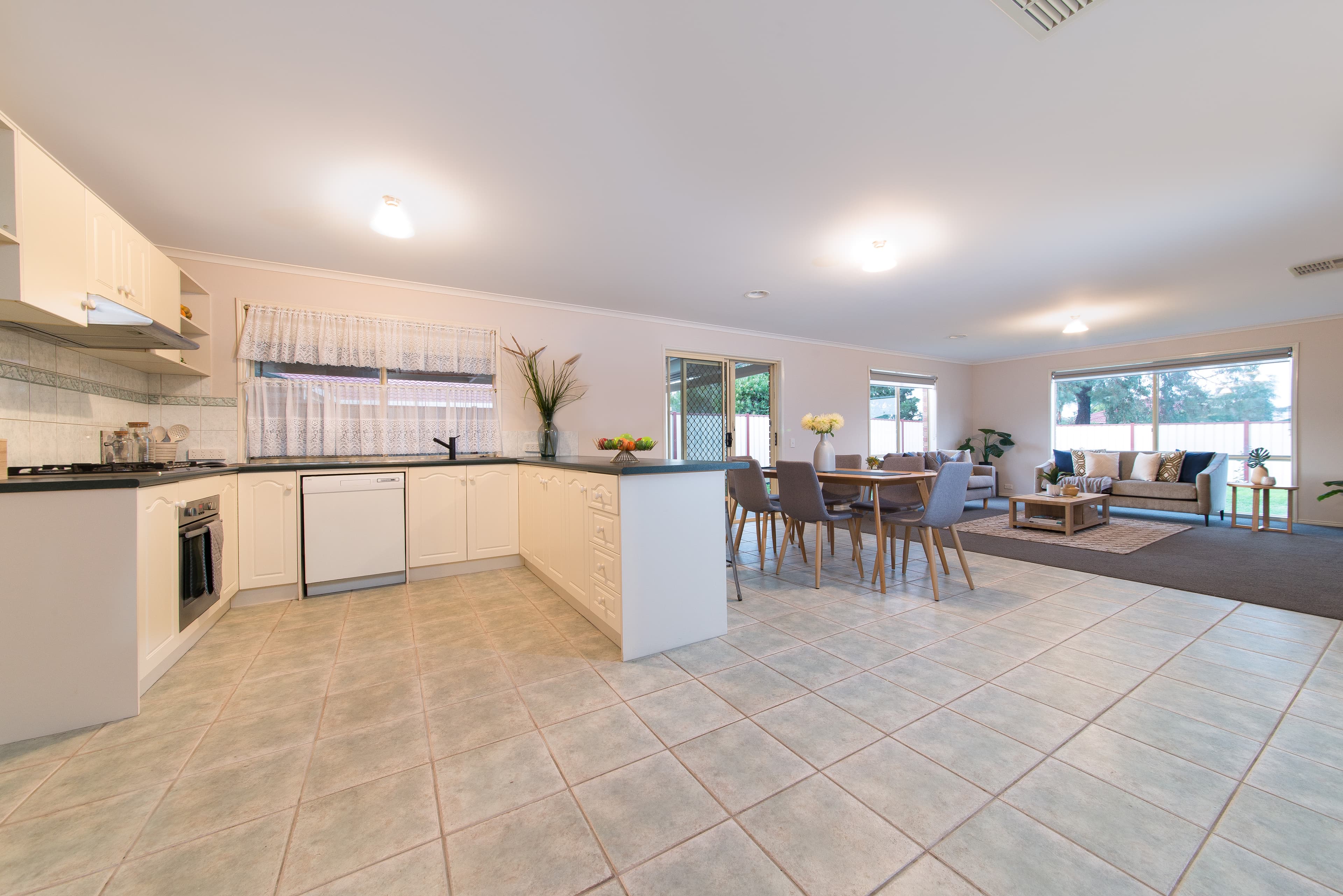 2 Yerrim Lane, Sydenham, Sydenham - Thumbnail 2