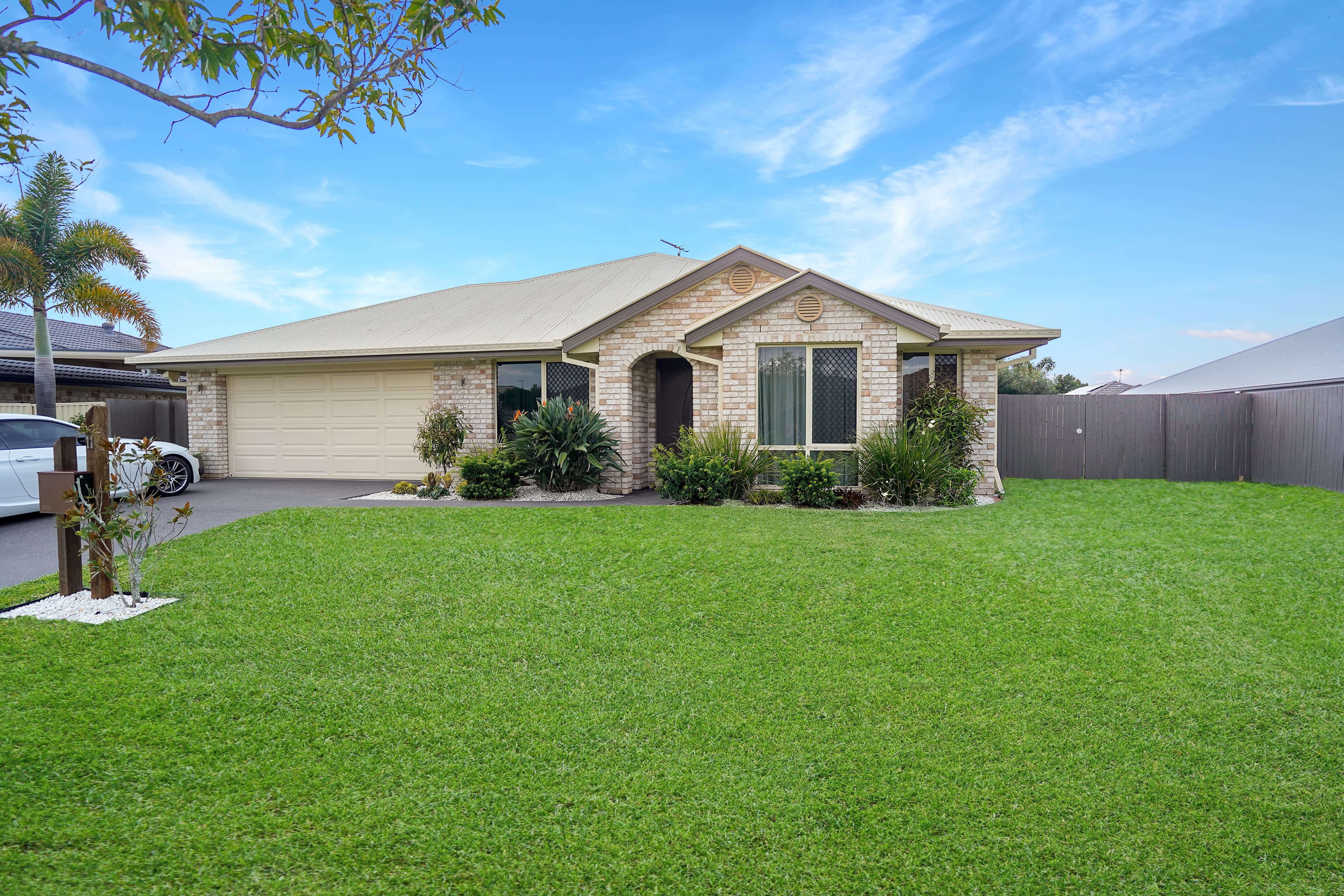 11 Forrest Street, Redland Bay, Redland Bay - Image 1