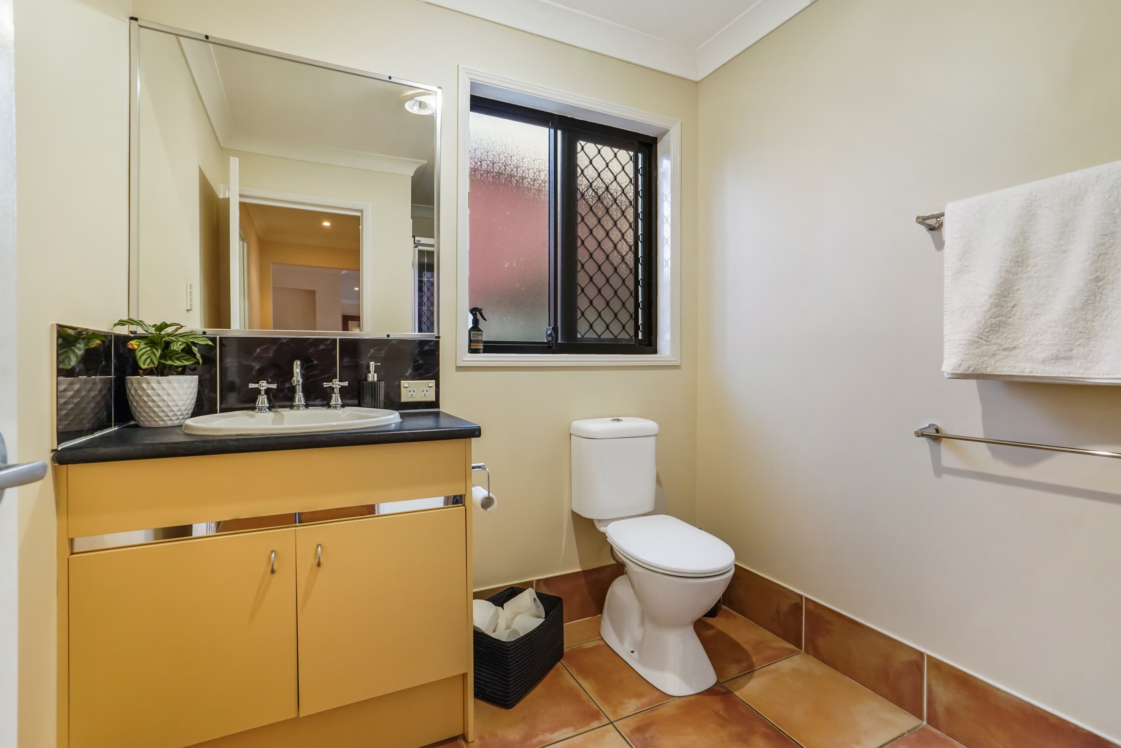 9 Sorrento Close, Wellington Point, Wellington Point - Thumbnail 6
