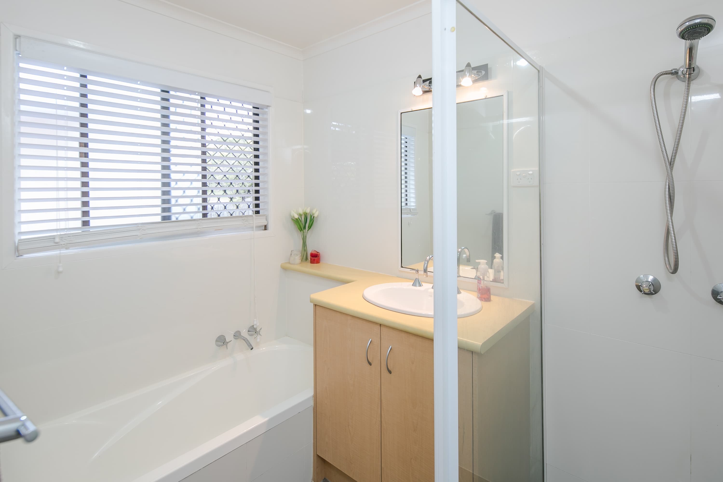 1 Blue Water Avenue, Thornlands, Thornlands - Thumbnail 8