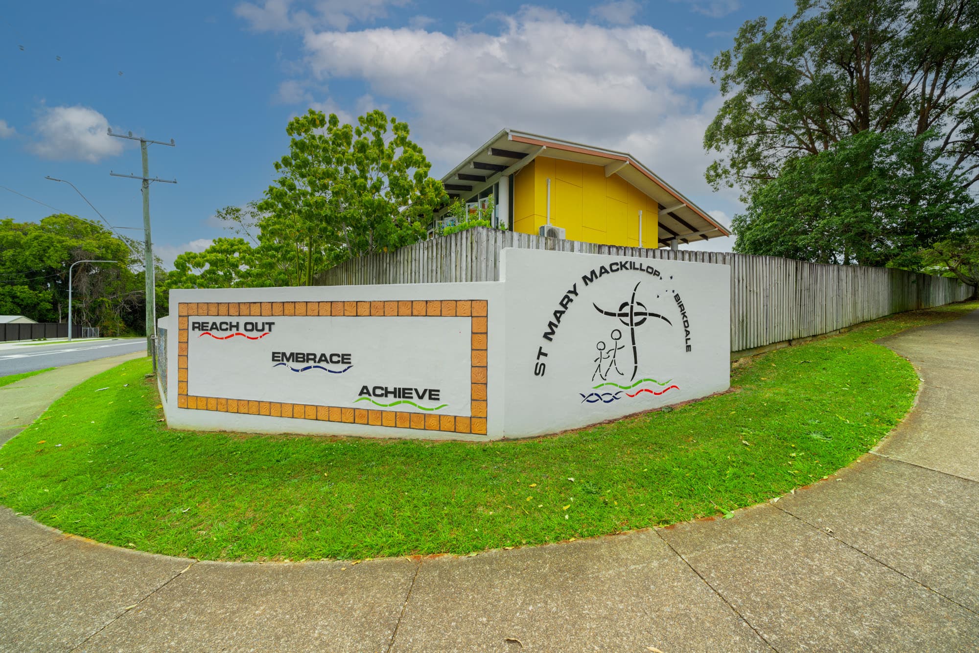 10 Lanaglen Drive, Birkdale, Birkdale - Thumbnail 4