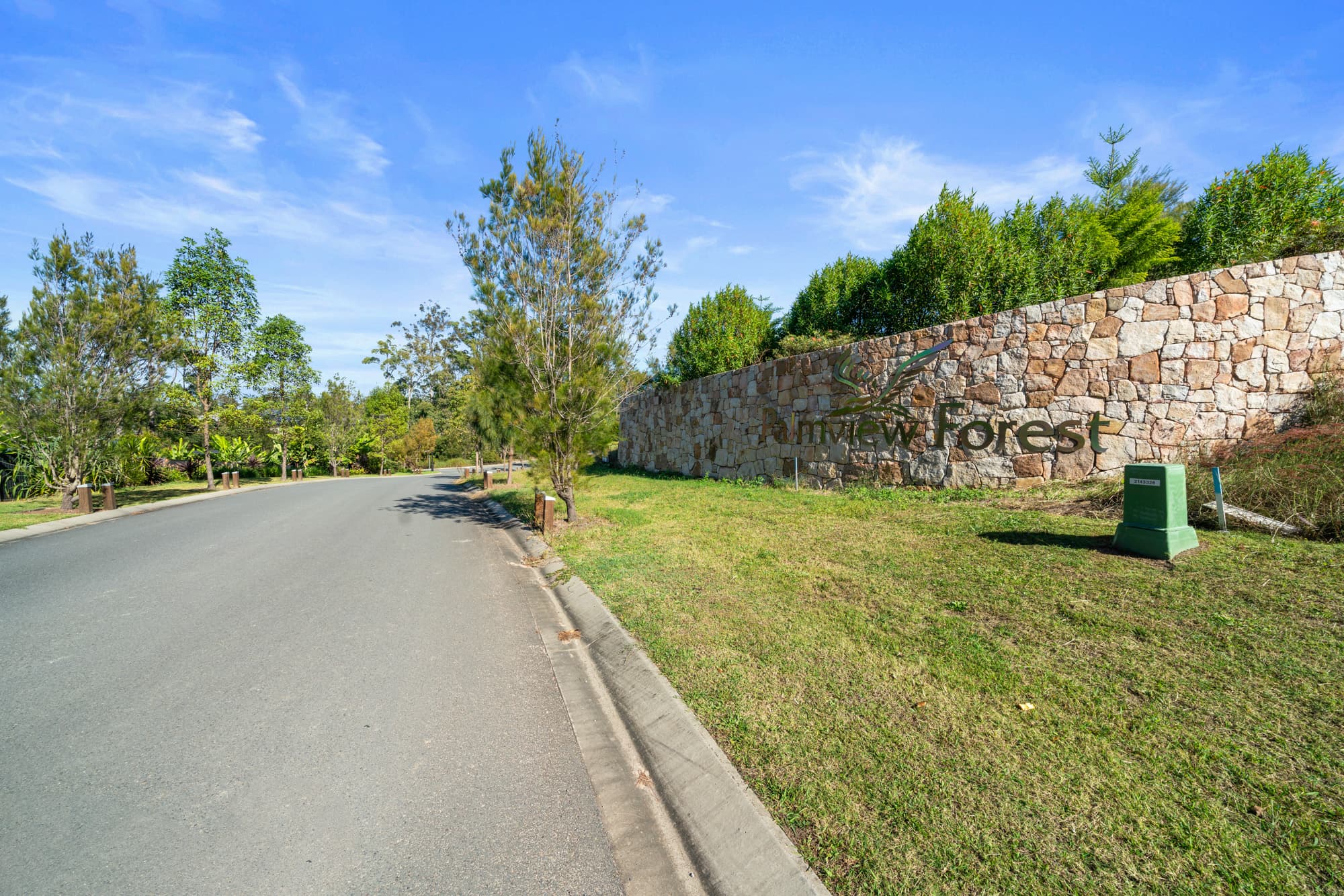 194 Palmview Forest Drive East, Palmview, Palmview - Thumbnail 2