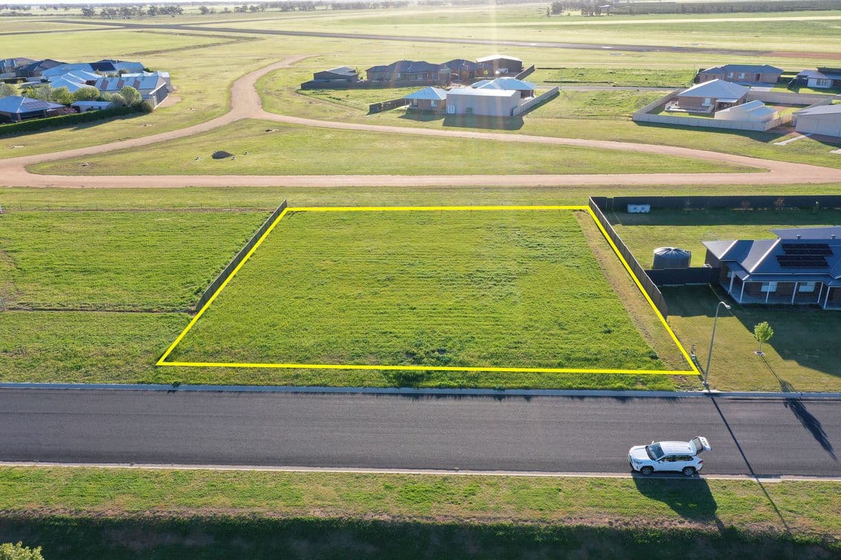 15 Nancy Bird-Walton Drive, Narromine, NSW 2821, Narromine - Image 1