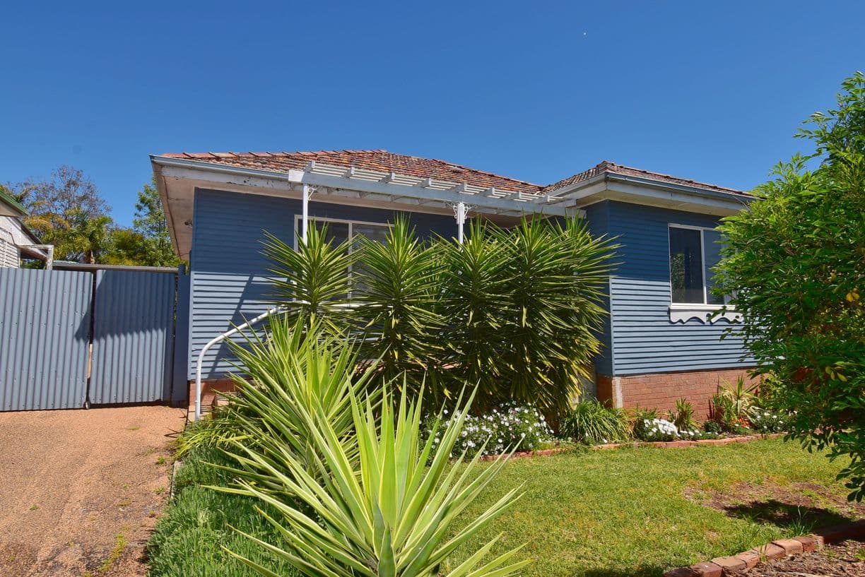 129 Warne Street, Wellington, NSW 2820, Wellington - Thumbnail 2