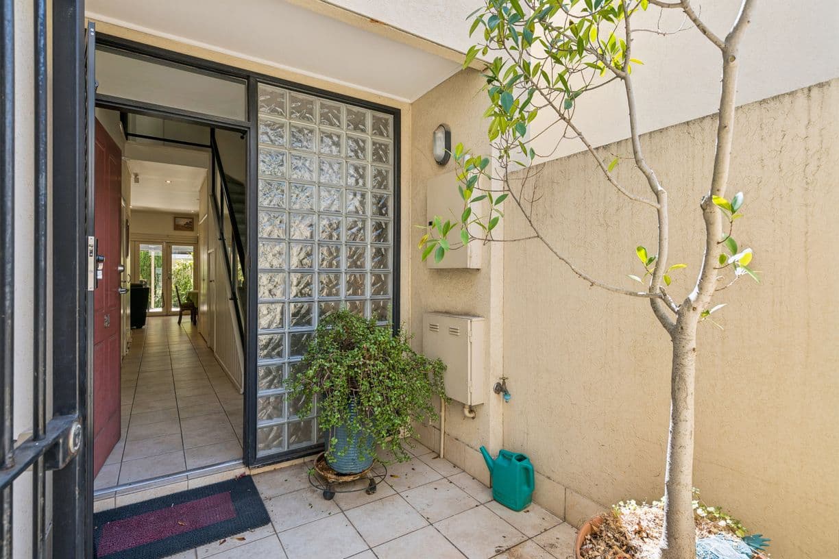 34/211 Gilles Street, Adelaide, SA 5000, Adelaide - Thumbnail 2