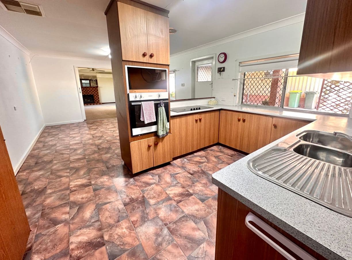 1 Queen Street, Pingelly, WA 6308, Pingelly - Thumbnail 2