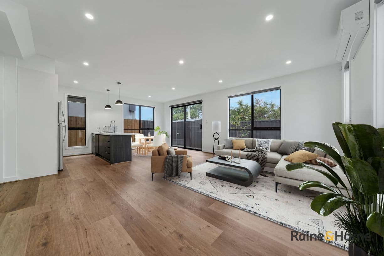 13 Hudson Street, Cranbourne, VIC 3977, Under Offerunder Offerunder Offerunder Offerunder Offerunder Offerunder Offerunder Offerunder Offerunder Offerunder Offerunder Offerunder Offerunder Offerunder Offerunder Offerunder Offer - Thumbnail 5