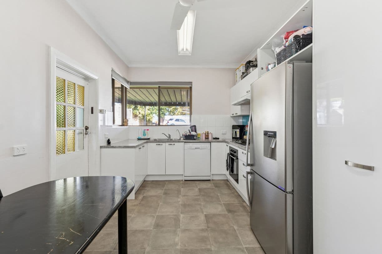 95 Lyndoch Road, Gawler East, SA 5118, Gawler East - Thumbnail 2