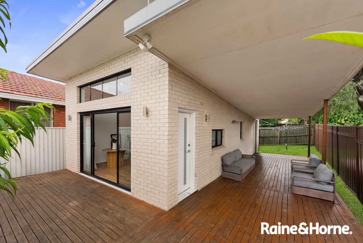 32 Huntingdale Avenue, Lansvale, NSW 2166, Lansvale - Thumbnail 2