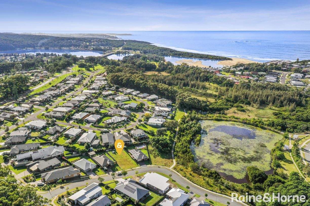 7 Eyre Crescent, Burrill Lake, NSW 2539, Burrill Lake - Thumbnail 2