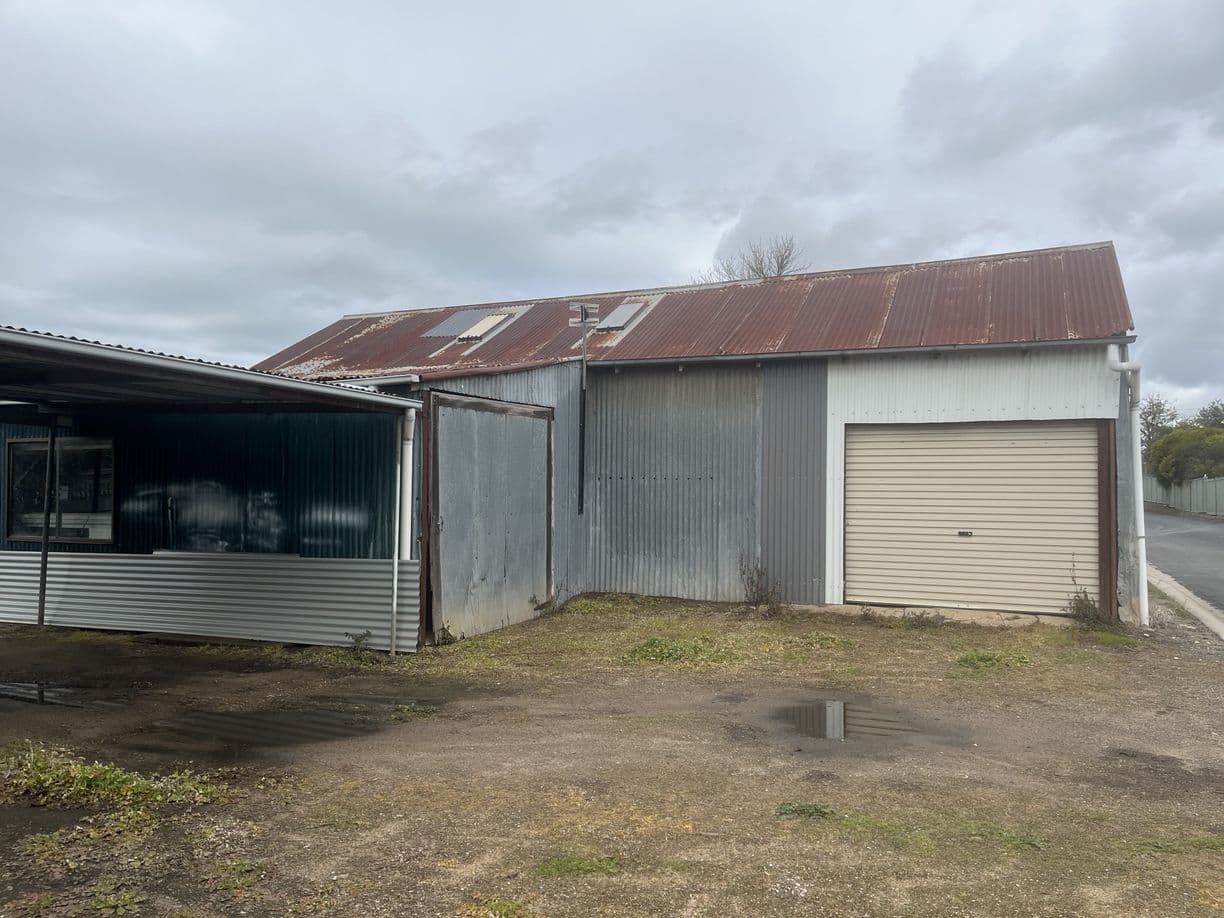 17 Murringo Street, Young, NSW 2594, Young - Image 1