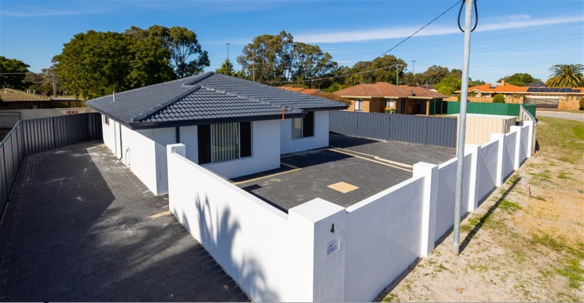 4 Yenisey Crescent BEECHBORO WA, Beechboro - Image 1
