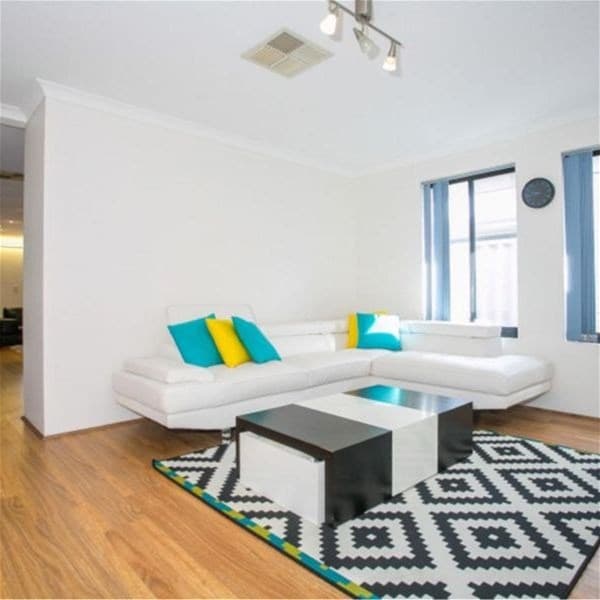 19A CONNAWARRA DRIVE CAVERSHAM WA, Caversham - Thumbnail 5
