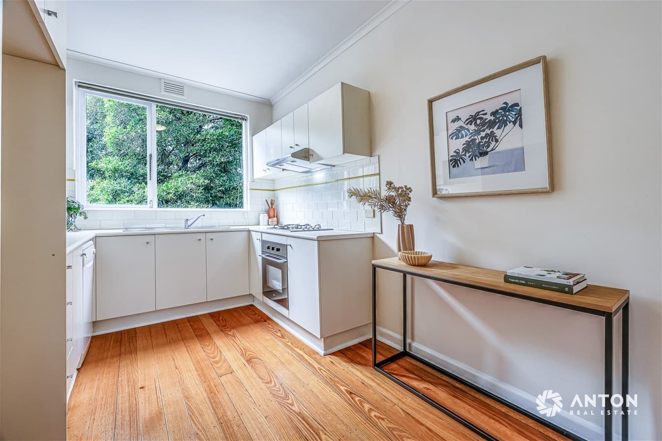 2/66 High Street South Kew,  - Thumbnail 7