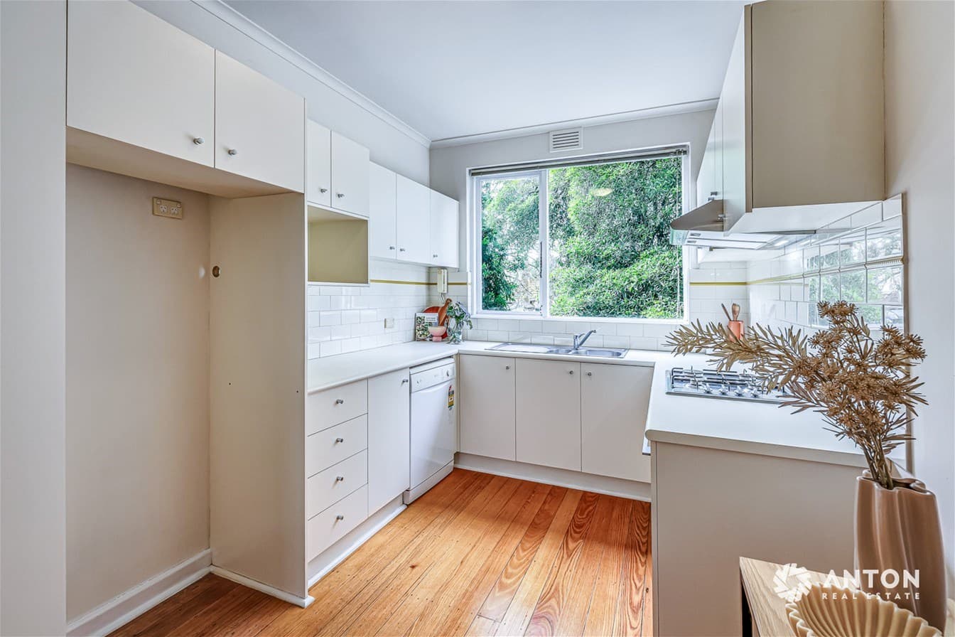 2/66 High Street South Kew,  - Thumbnail 8