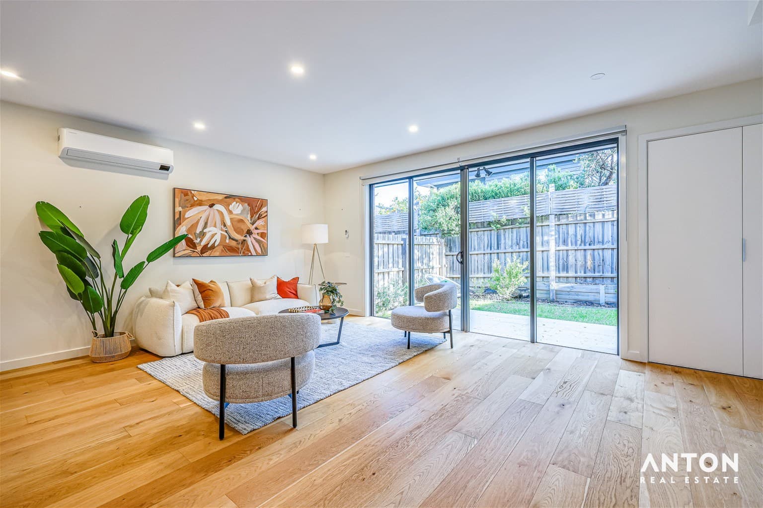 131C Lawrence Road Mount Waverley,  - Thumbnail 6