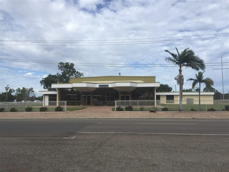 16 Conway Street COLLINSVILLE, QLD, Collinsville - Thumbnail 2