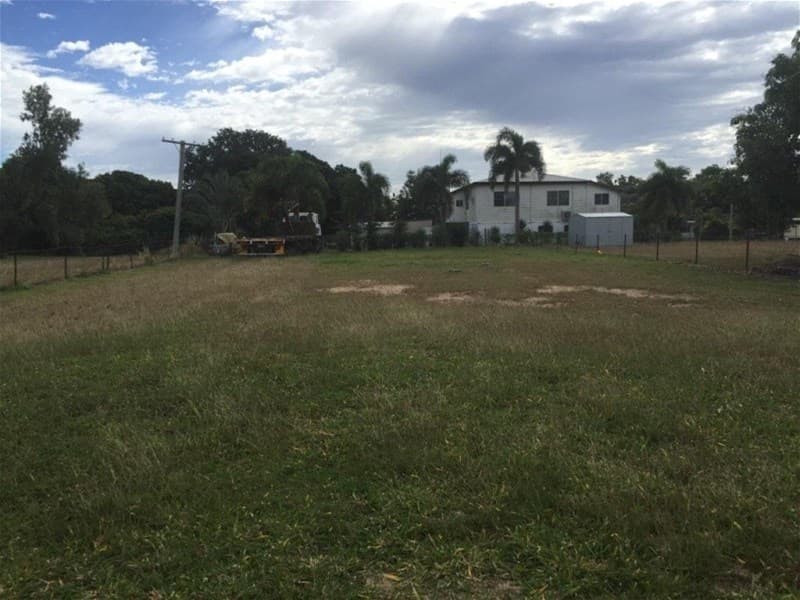 16 Conway Street COLLINSVILLE, QLD, Collinsville - Thumbnail 5