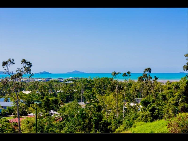 48 Kingfisher Terrace JUBILEE POCKET, QLD, Jubilee Pocket - Image 1