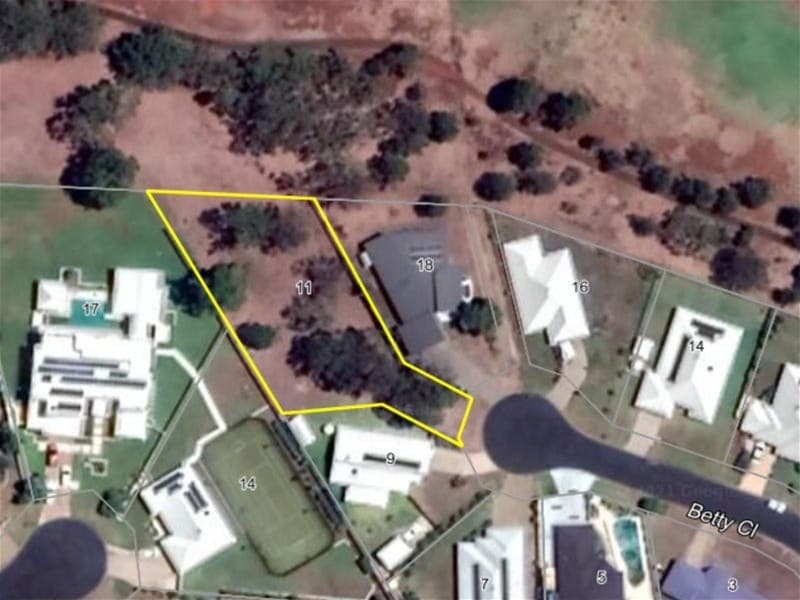 11 Betty Close CORAL COVE, QLD, 11 Betty Close Coral Cove - Thumbnail 4