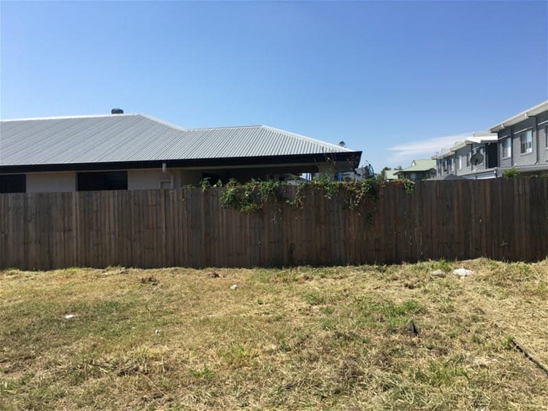 54 Pinnacle Circuit HEATHWOOD, QLD, Heathwood - Thumbnail 7