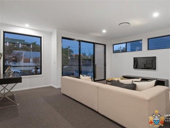 32 Teesdale Street CORINDA, QLD, Corinda - Thumbnail 8