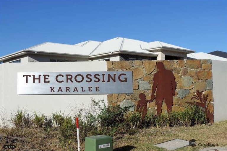 12 Rowning Court KARALEE, QLD, Karalee - Thumbnail 2