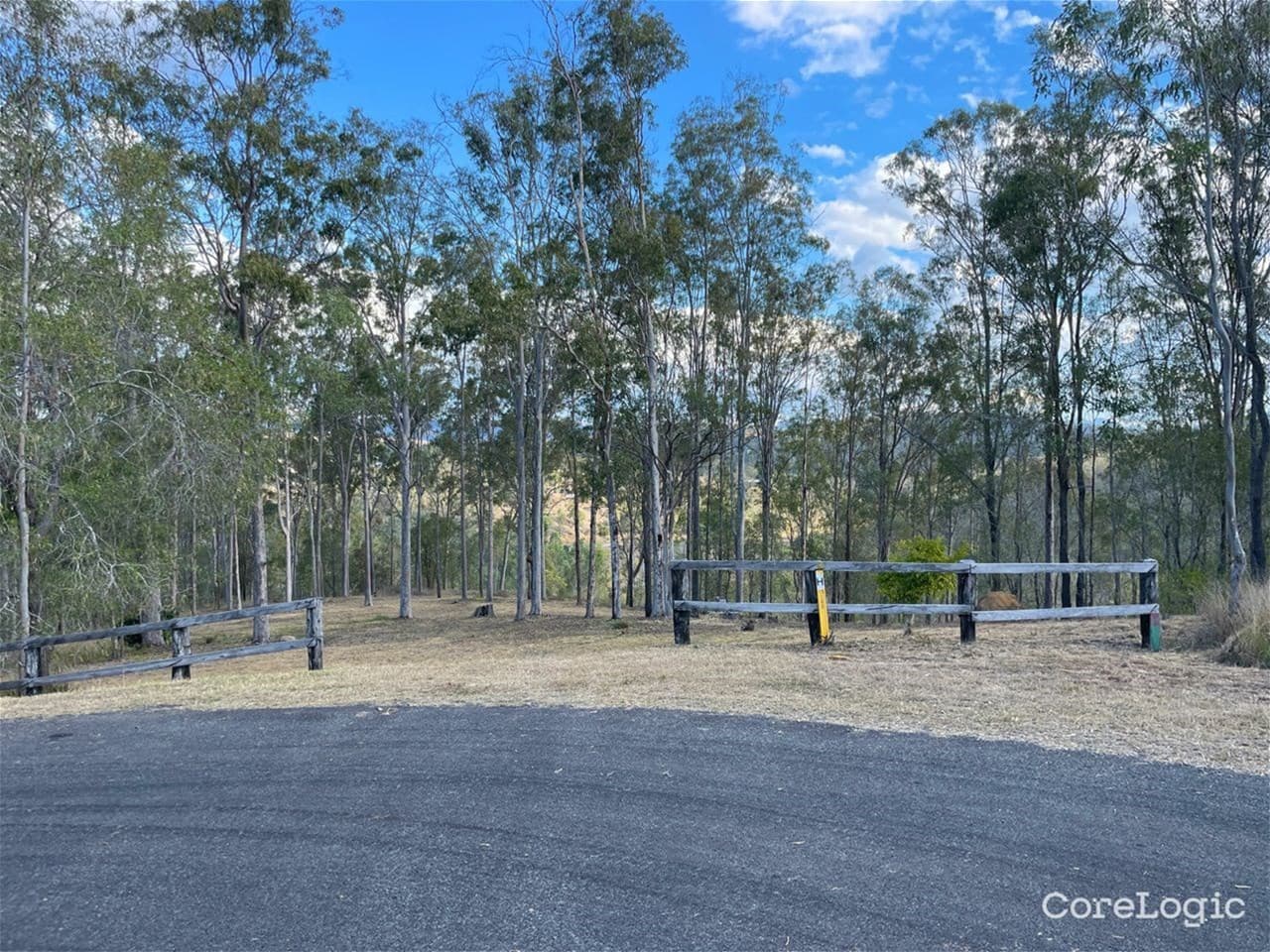29 Muirhead Close KOORALBYN, QLD, Kooralbyn - Thumbnail 2
