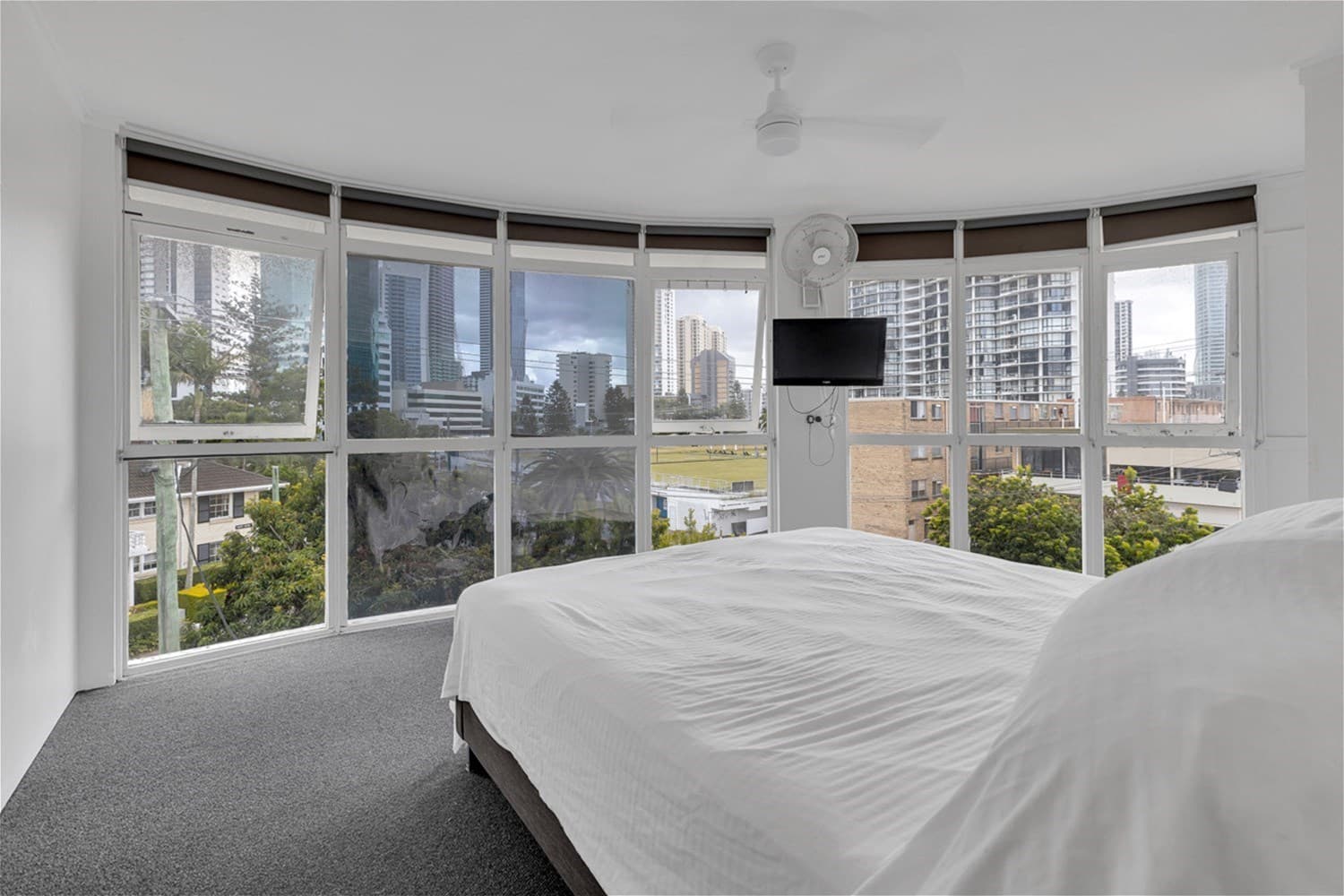 16/45 Watson Esplanade
                                
                                    16/45 Watson Esplanade SURFERS PARADISE QLD, Surfers Paradise - Thumbnail 7