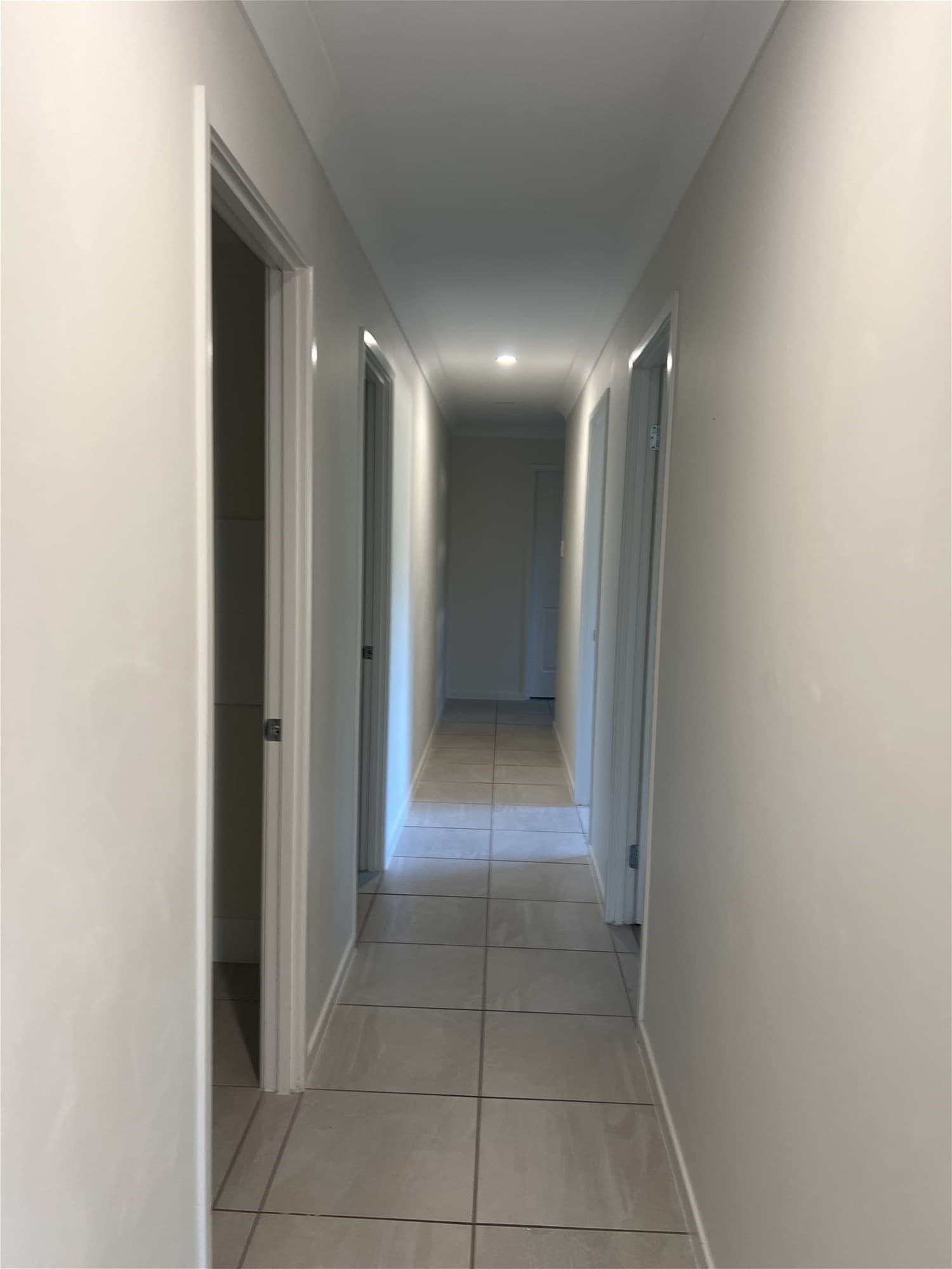 1/13 Robinson Street BRASSALL, QLD, Brassall - Thumbnail 3