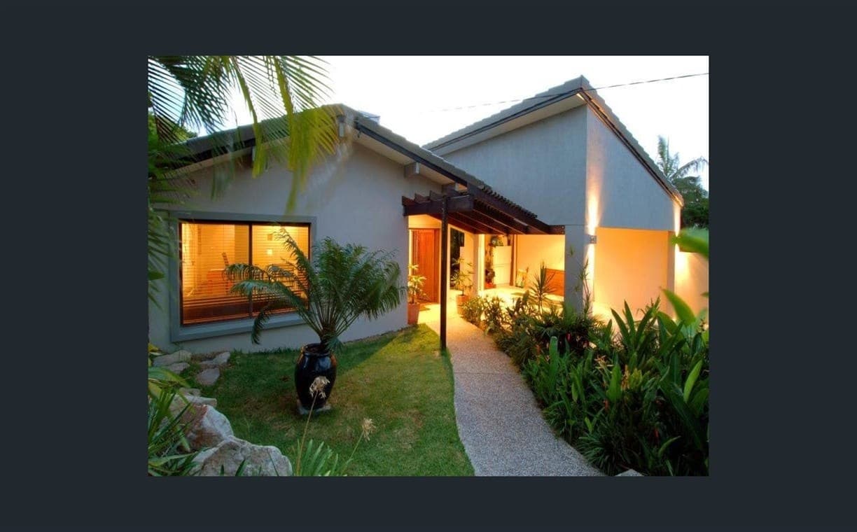 81 Yakola Parade ALEXANDRA HEADLAND, QLD, Alexandra Headland - Image 1