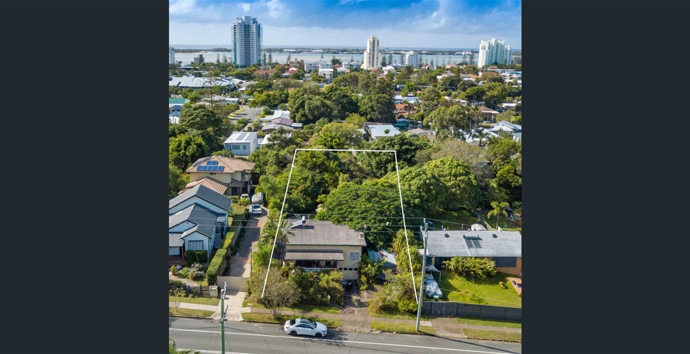 87 Turpin Road LABRADOR, QLD, Labrador - Image 1