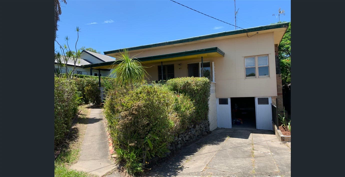 87 Turpin Road LABRADOR, QLD, Labrador - Thumbnail 4