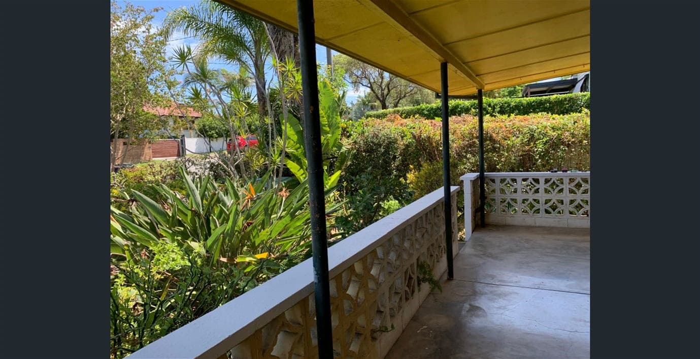 87 Turpin Road LABRADOR, QLD, Labrador - Thumbnail 6