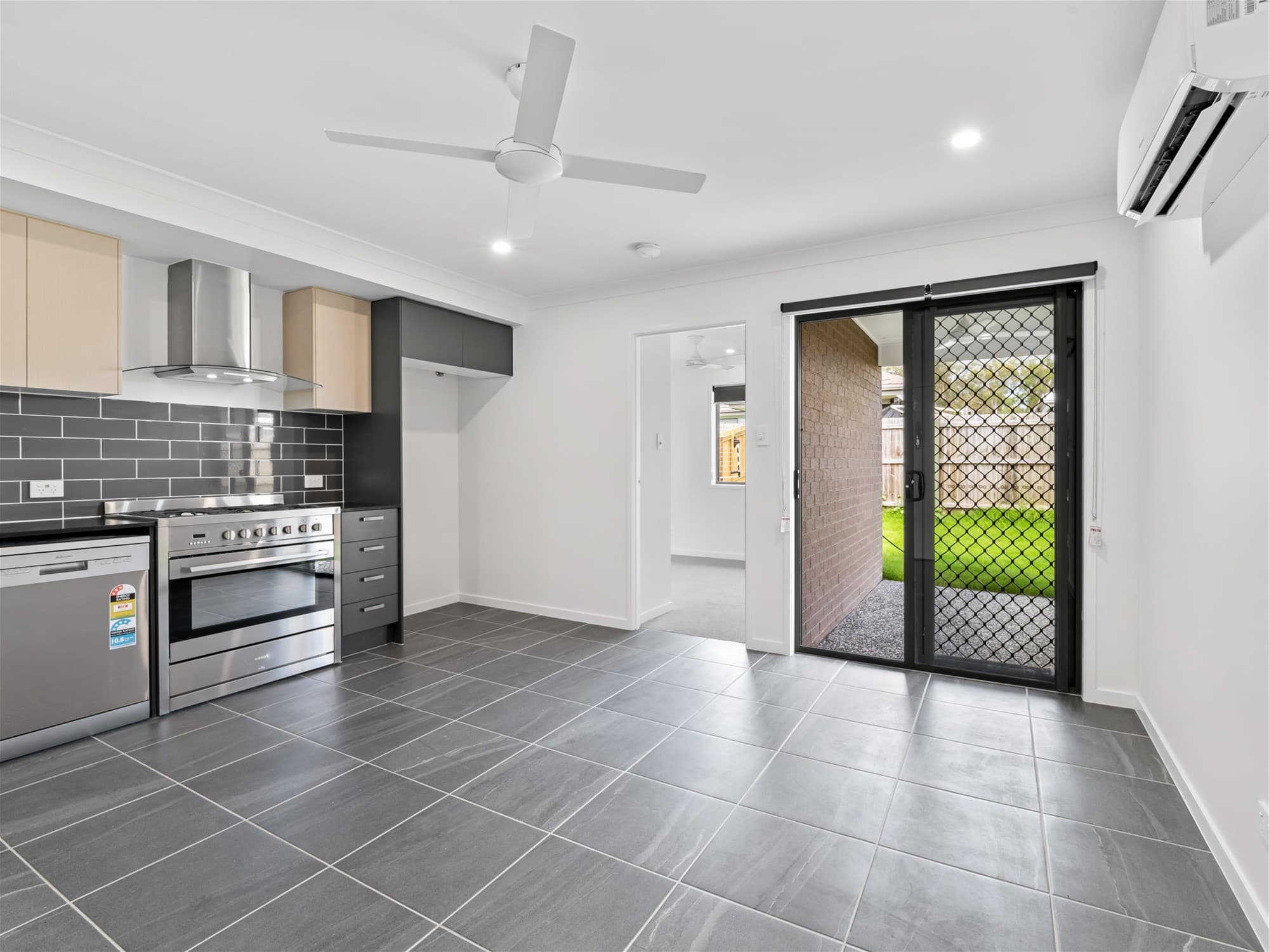 CABOOLTURE, QLD, Caboolture - Thumbnail 2
