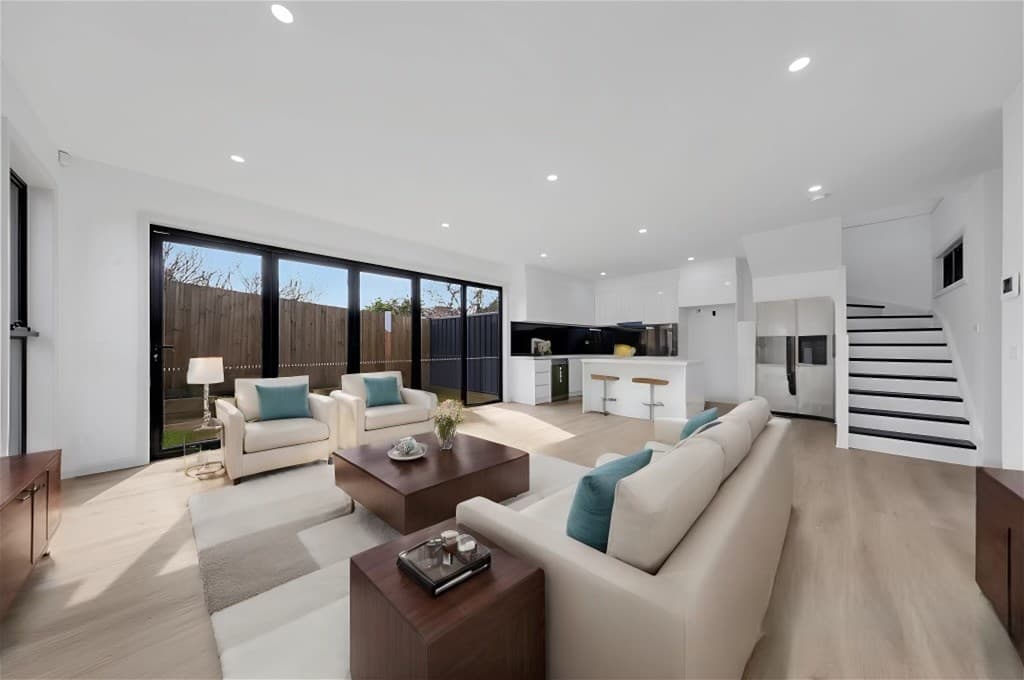 87 John Street GLENROY, VIC, Glenroy - Thumbnail 2