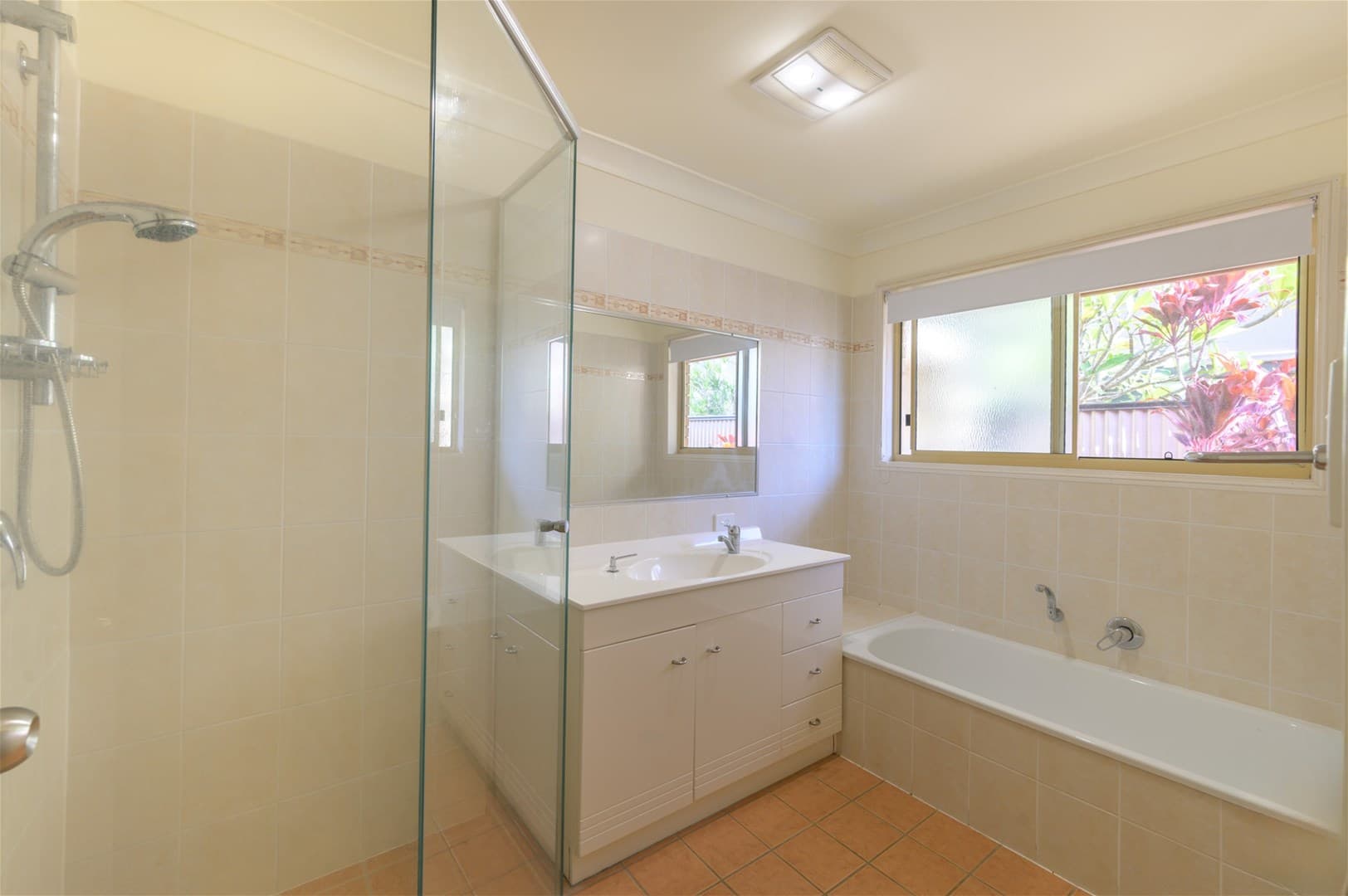 119 Bay Street CLEVELAND, QLD, Cleveland - Thumbnail 2