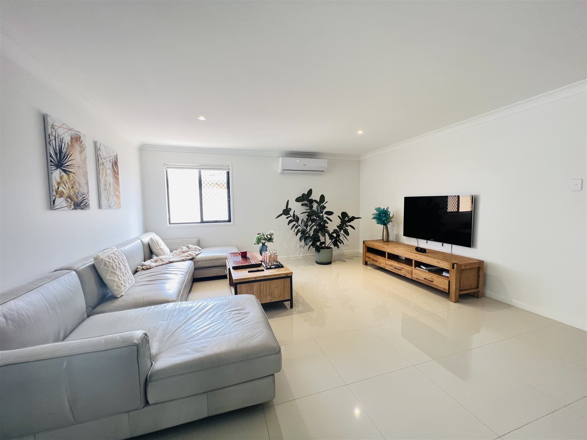 SURFERS PARADISE, QLD, Surfers Paradise - Thumbnail 4