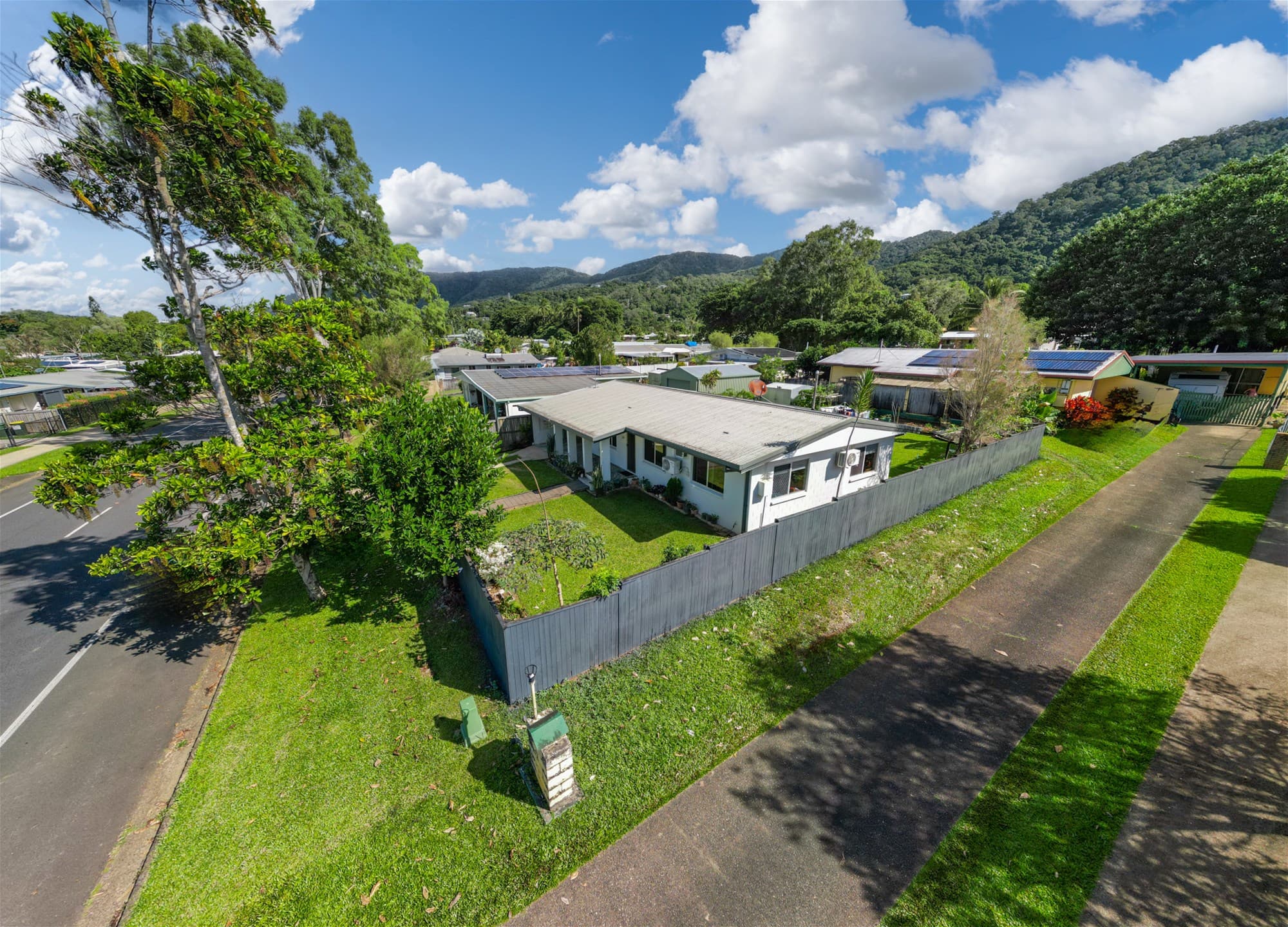 39 Carnation Drive MOOROOBOOL, QLD, Mooroobool - Image 1