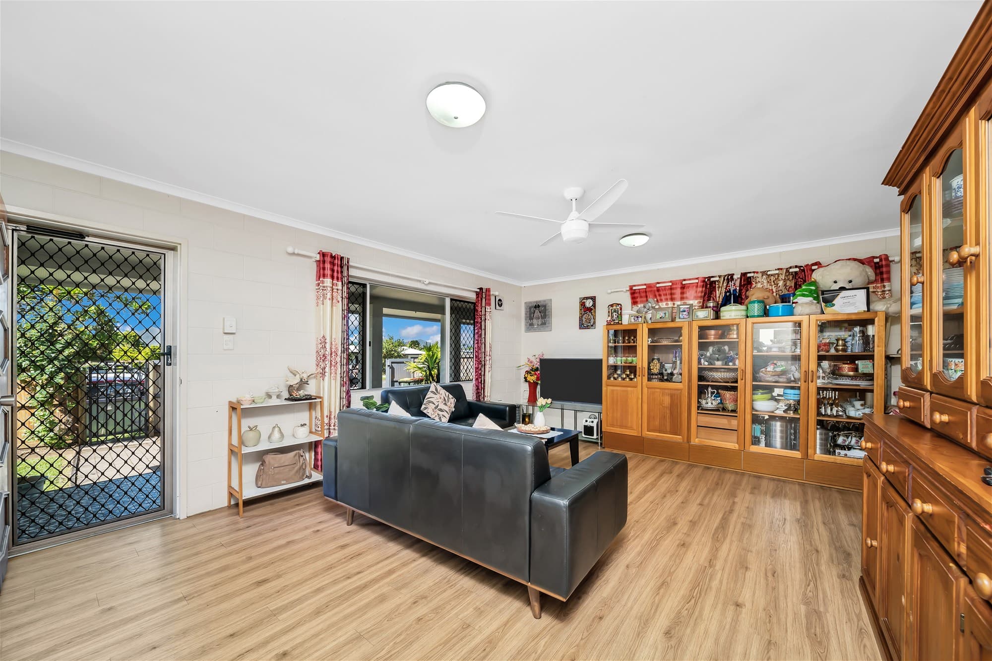 39 Carnation Drive MOOROOBOOL, QLD, Mooroobool - Thumbnail 6