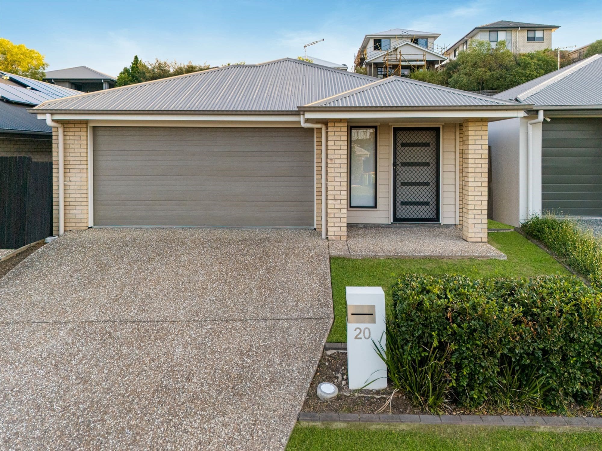20 Samford Drive HOLMVIEW, QLD, Holmview - Image 1