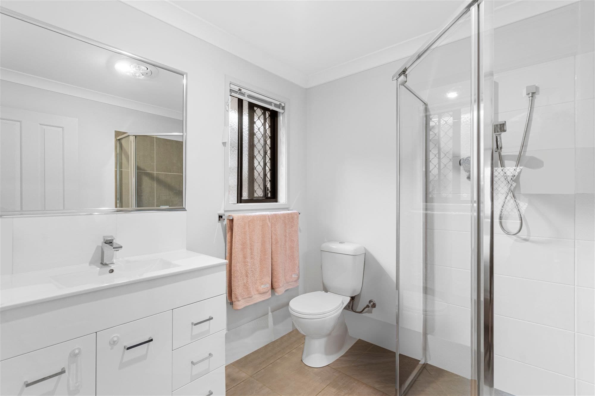 20 Samford Drive HOLMVIEW, QLD, Holmview - Thumbnail 3
