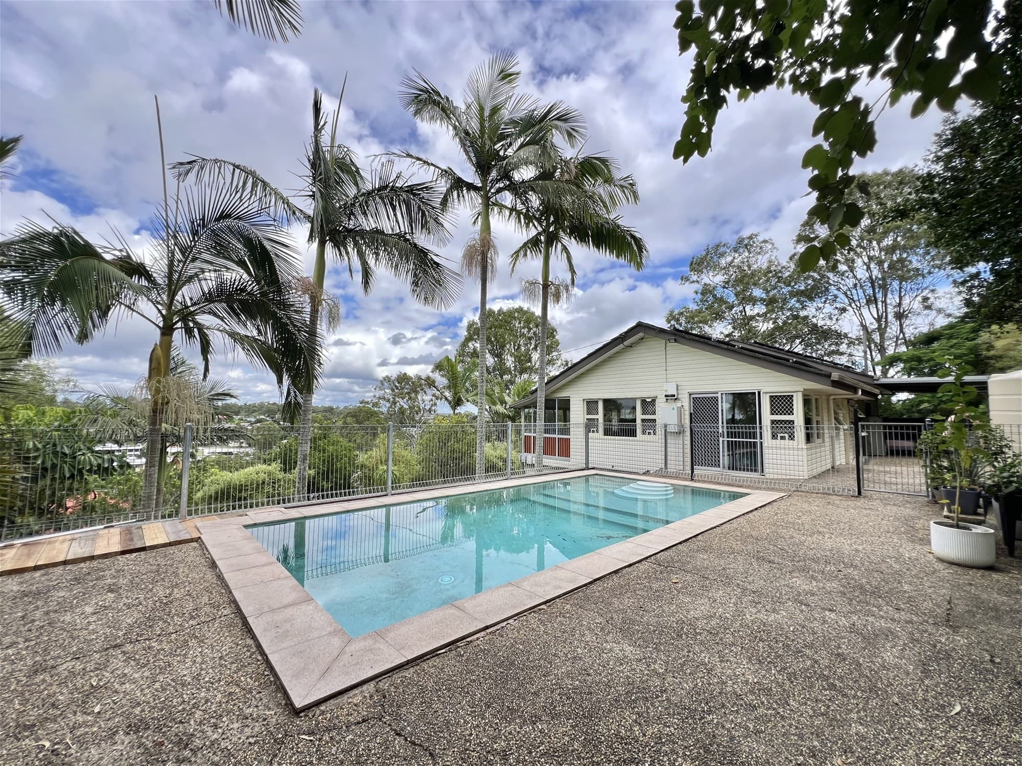 7-11 Collin Court KINGSTON, QLD, Kingston - Thumbnail 3